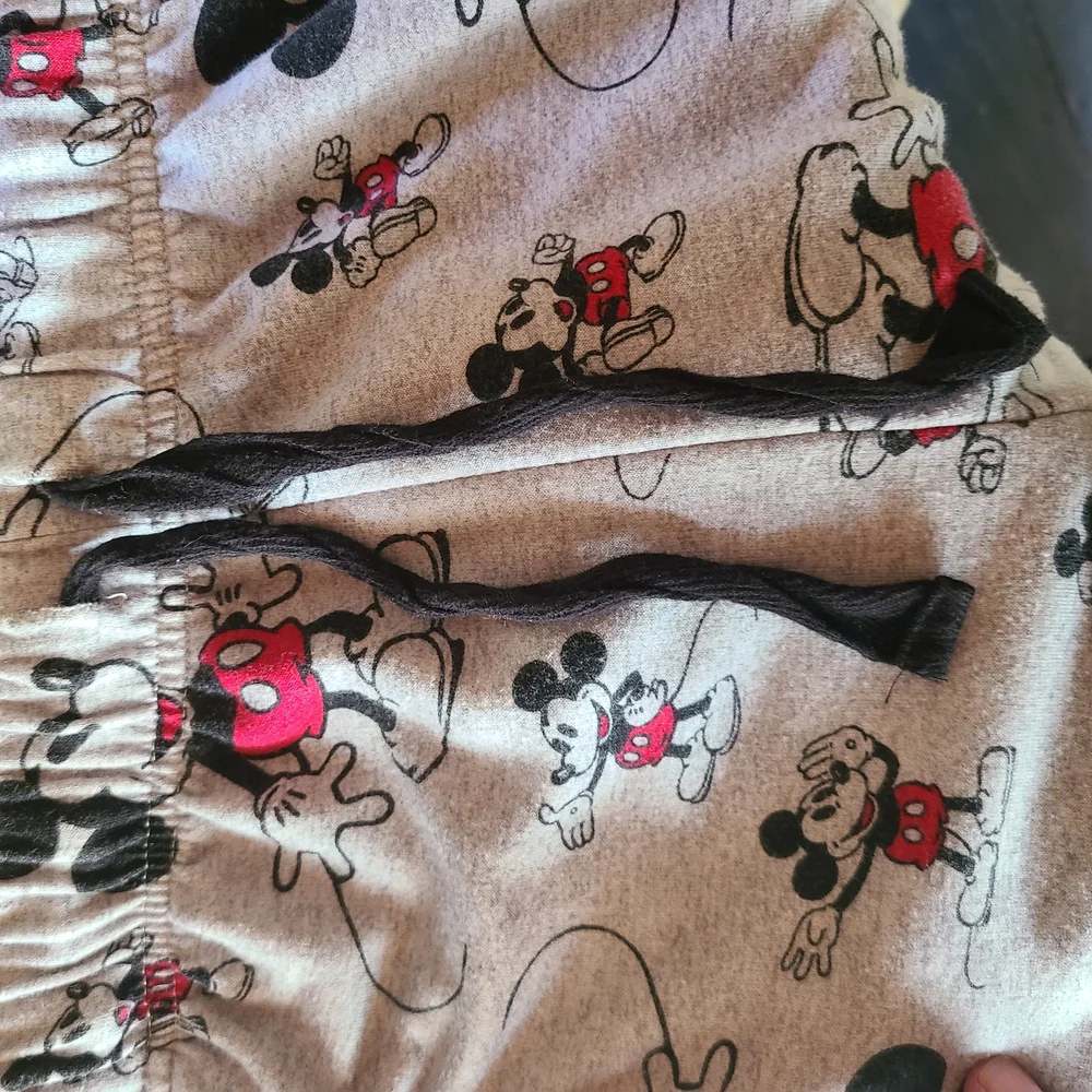 Disney Mickey Mouse Womens Lounge Pajamas - Gray and Red Size Xl - Picture 10 of 13